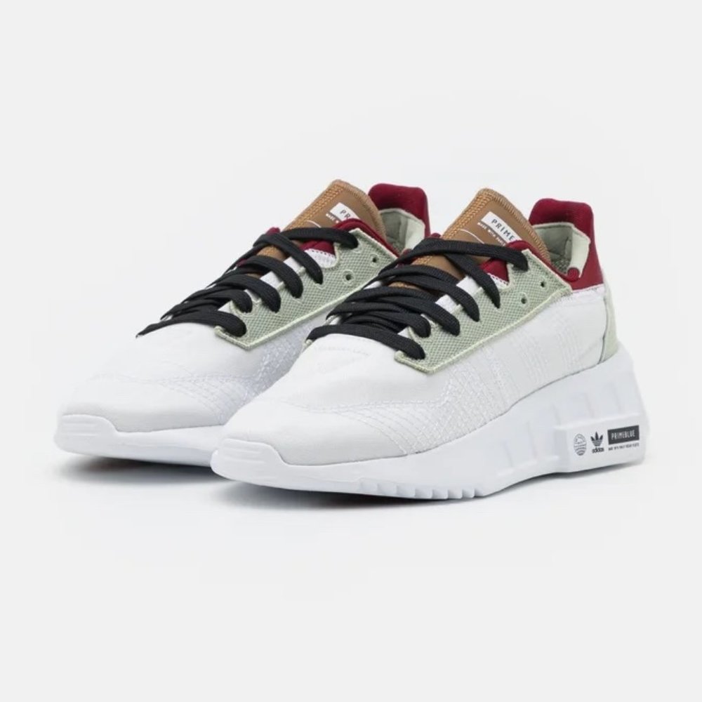 NWT Adidas Originals Geodiver Trainers